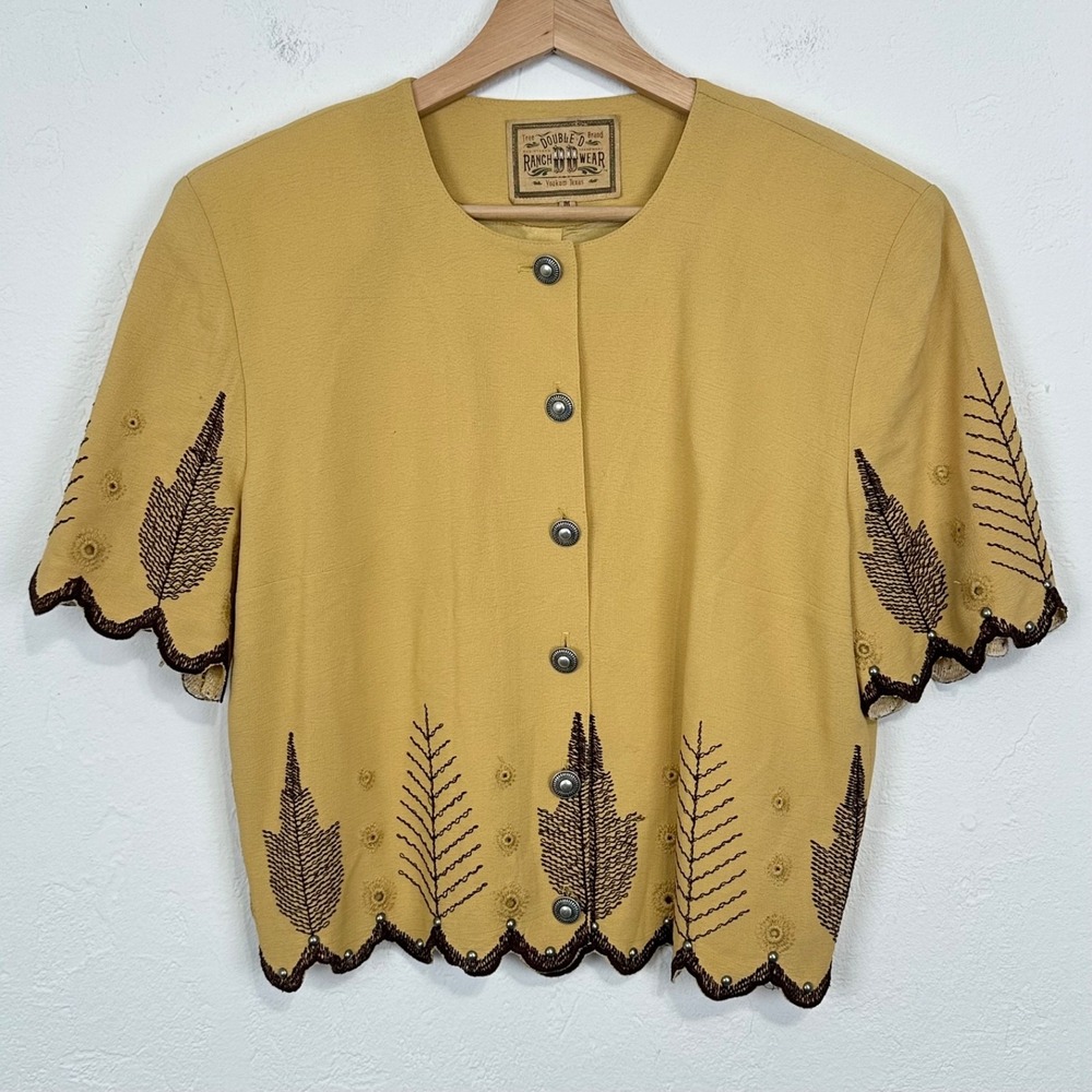 Double D Ranch Wear Western Jacket Medium Yellow Embroidered Short Sleeve Studs